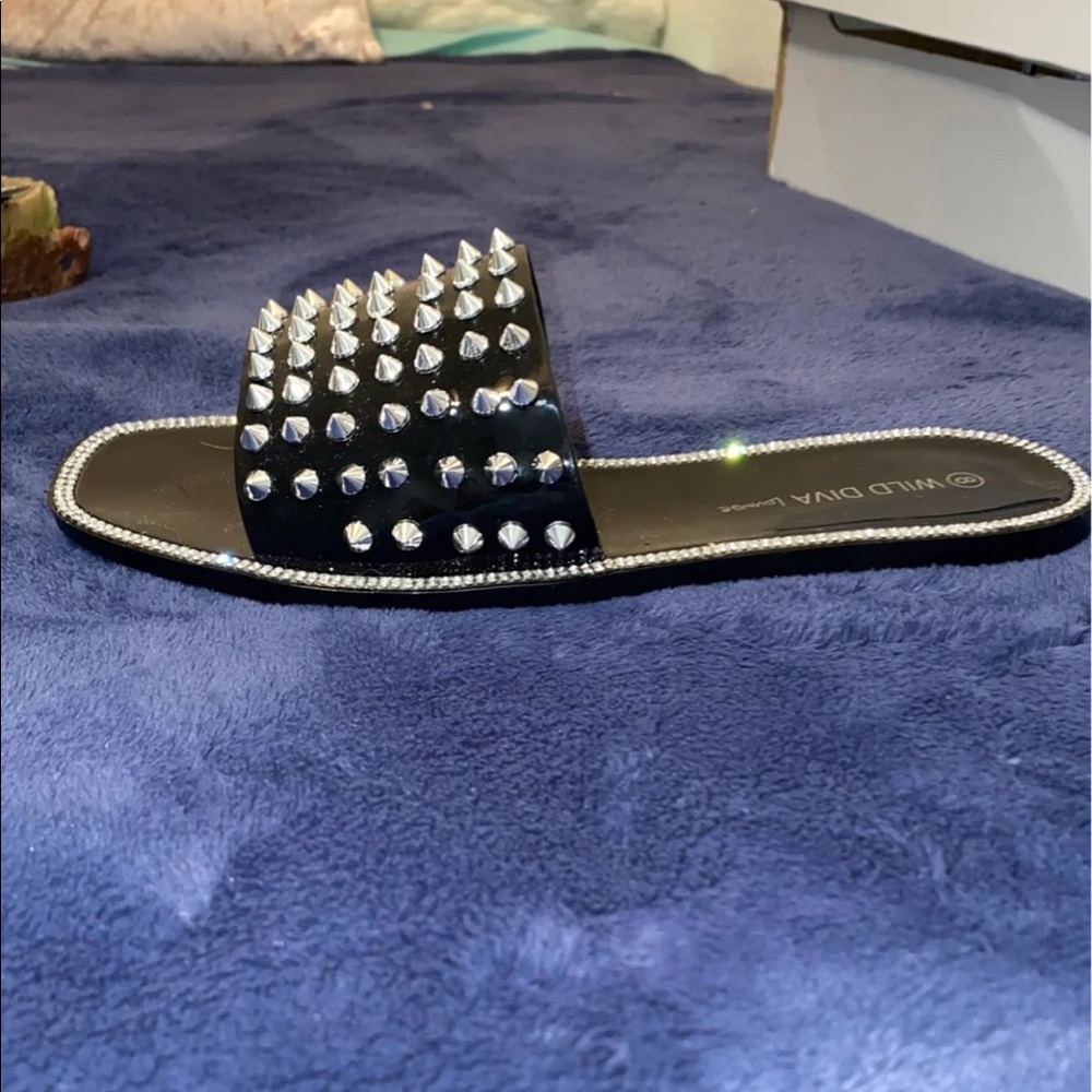 Spike Slides